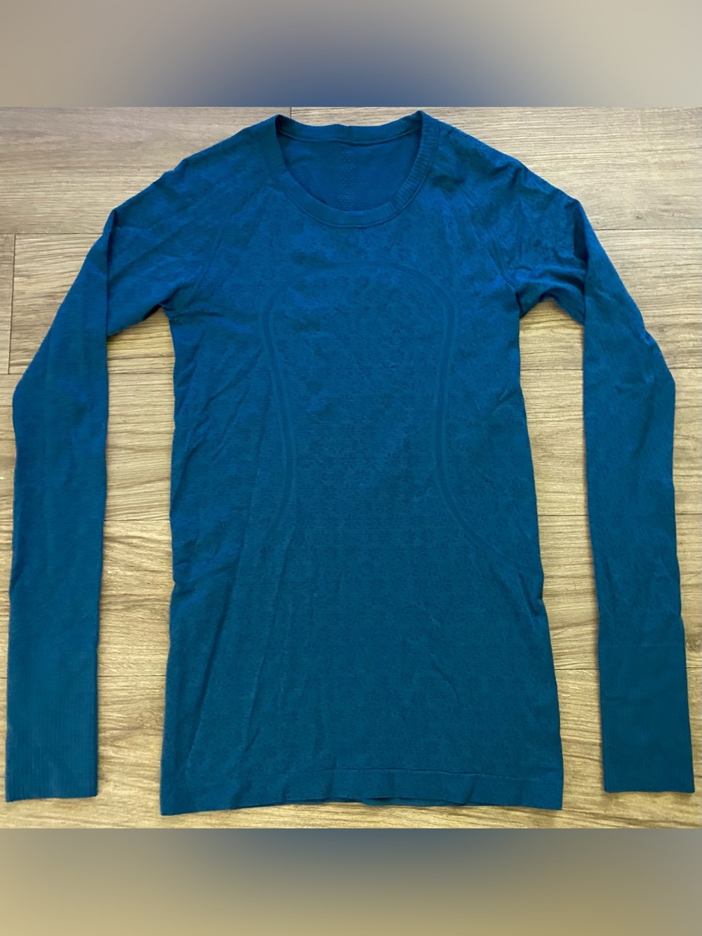 lululemon athletica Slim Long-Sleeve Crew in Deep Teal